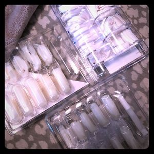 Salon professional fake nails and nail tip kit